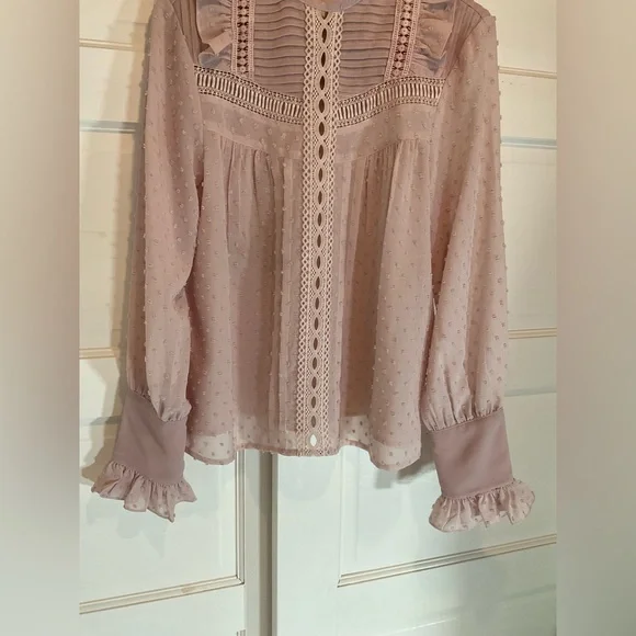 Chic blush blouse - Picture 3 of 7